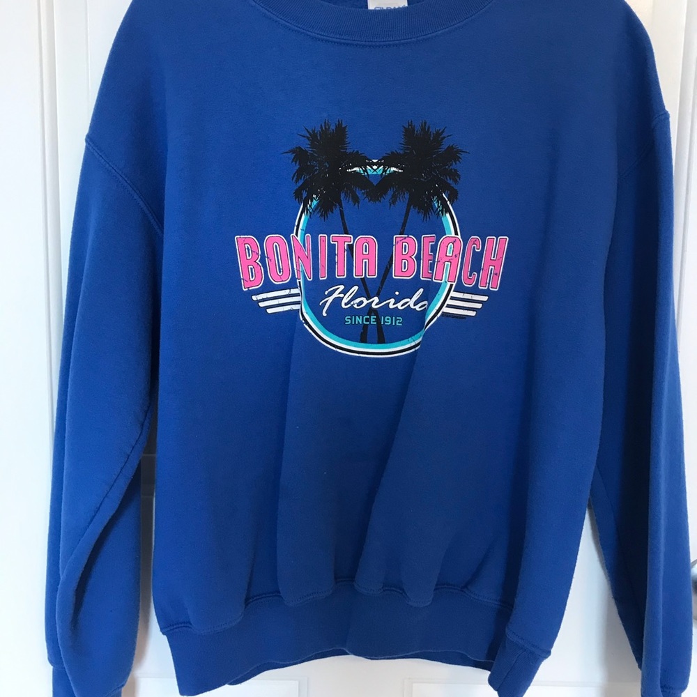 Bonita Beach vibrant CREWNECK